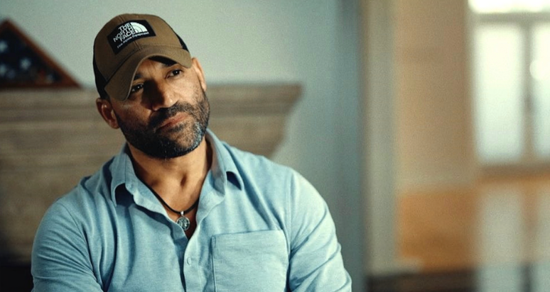 Isaac Gilmore diz ter sido pago pelos Emirados &Aacute;rabes Unidos para cometer assassinatos seletivos