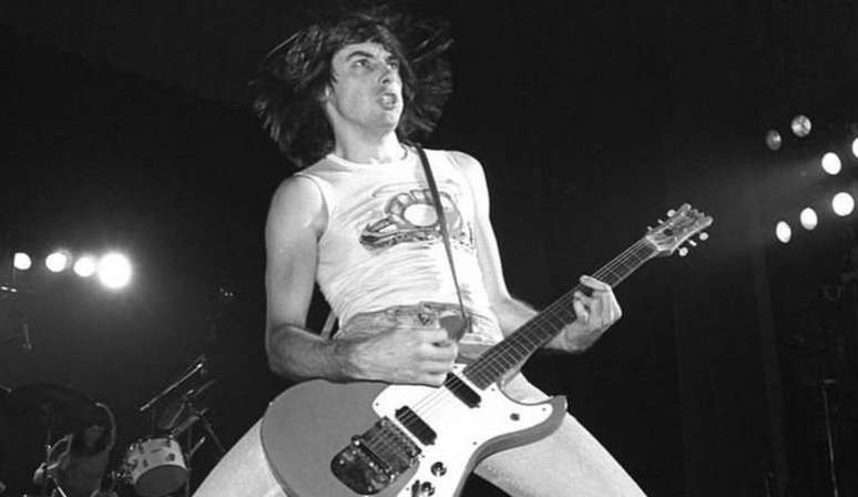 Johnny Ramone, guitarrista dos Ramones