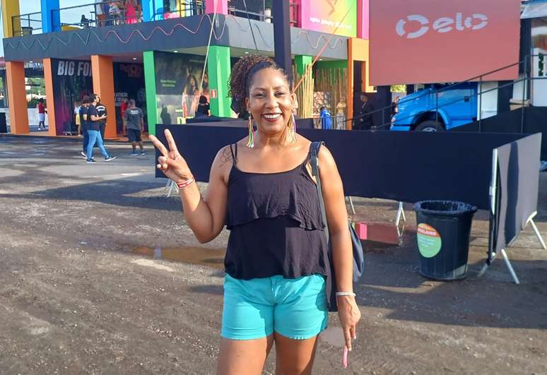 Vanessa Mulet, de 40 anos, comemora aniversário no Festival de Verão Salvador