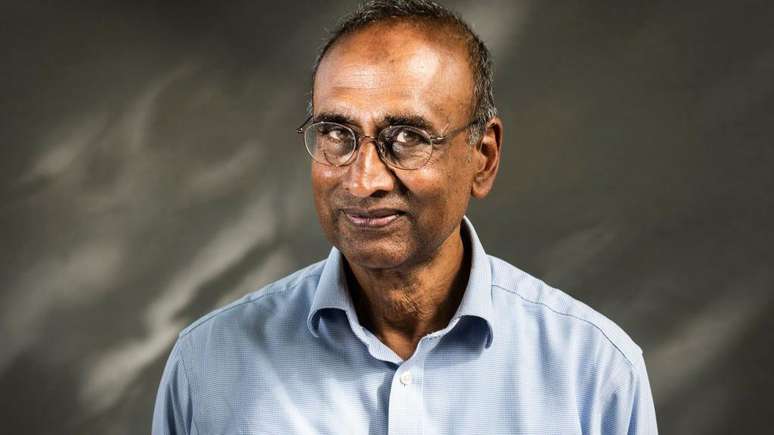 Venki Ramakrishnan, que estuda a ciência do envelhecimento, ganhou o prêmio Nobel de Química em 2009