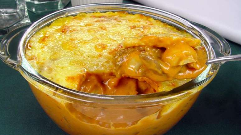 Gratinated beef stroganoff: the classic even better