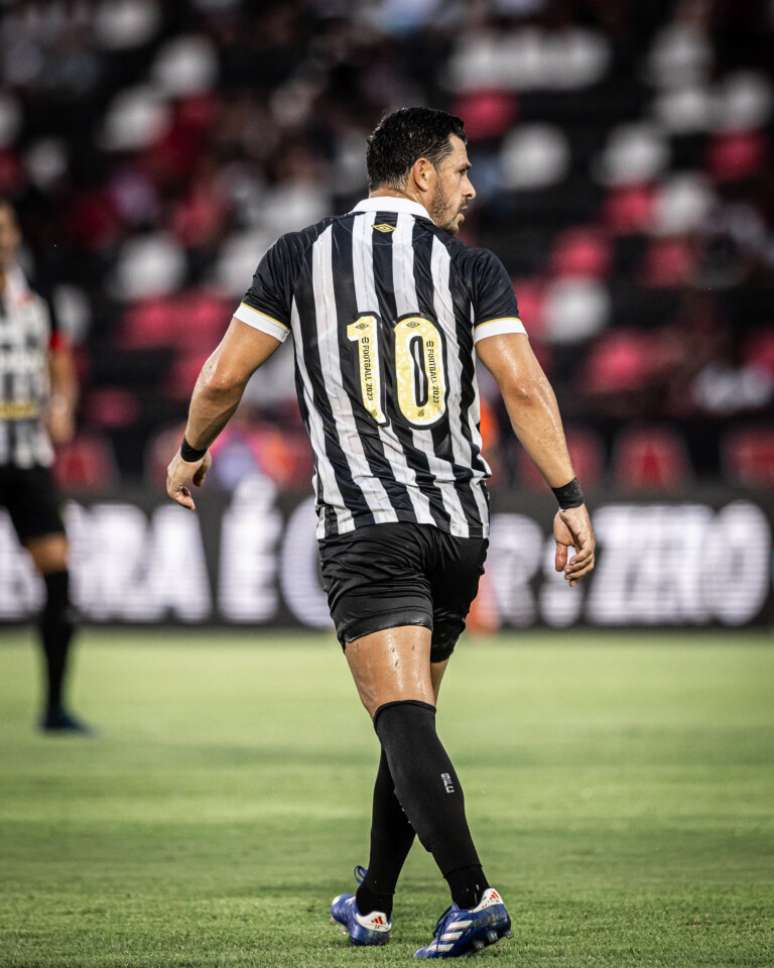 Giuliano gets injured and causes concern among the technical staff