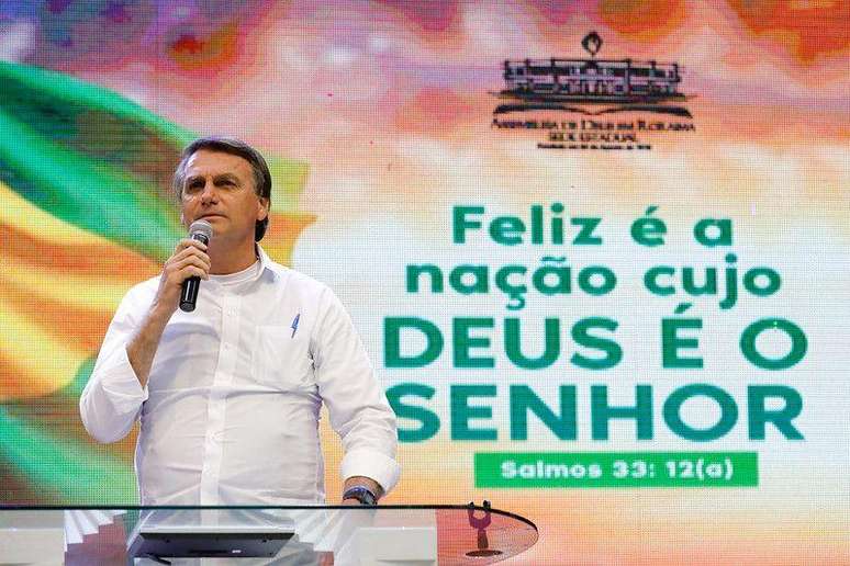 Compromissos com grupos religiosos se destacam na agenda de Bolsonaro