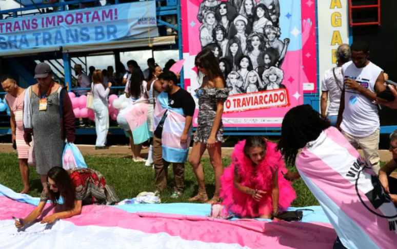 1ª Marsha Nacional pela Visibilidade Trans, em Brasília, pela garantia dos direitos e sobrevivência das pessoas trans, não binárias e travestis