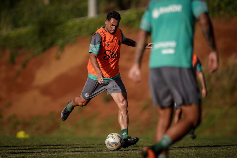 Atacante Gilberto pode estrear pela equipe do Juventude diante do Grêmio - 