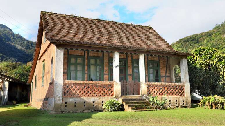 Hugo Rahn's house is one of the 50 that make up the Camino dell'Enxaimel Hugo Rahn's house is one of the 50 that make up the Camino dell'Enxaimel