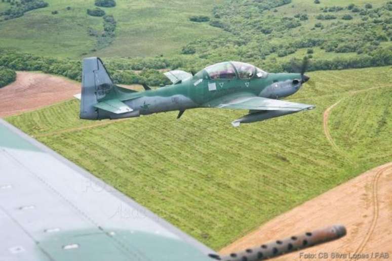 Avião da FAB interceptou suspeito em Roraima