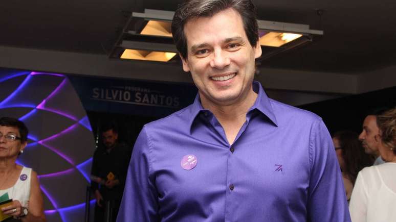 Celso Portiolli shows an unprecedented click next to his wife and three children