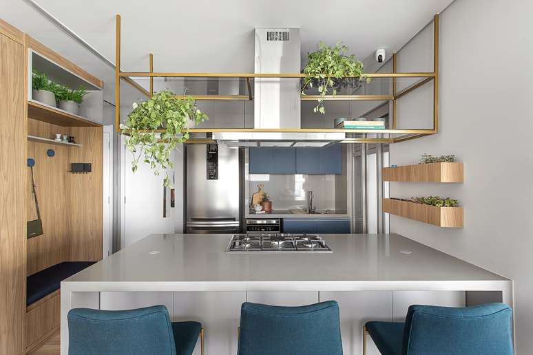 27 kitchenettes in small apartments