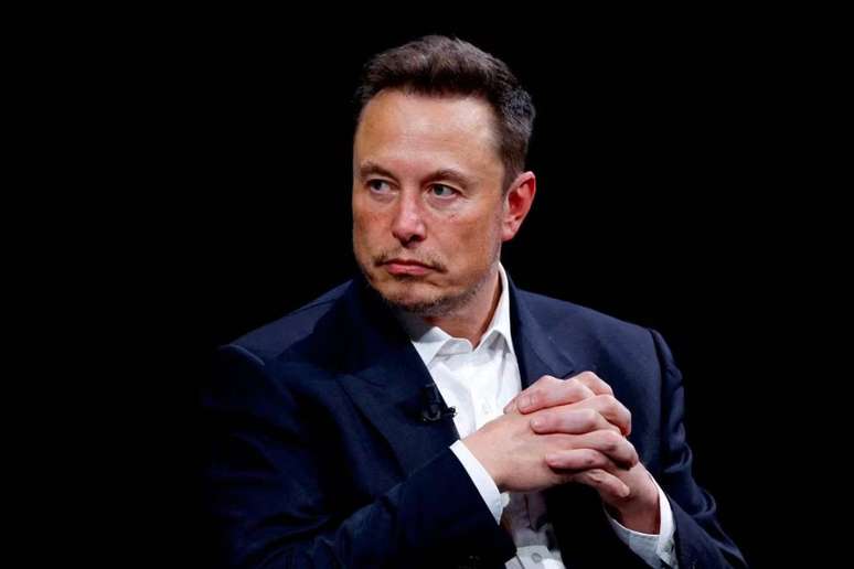 Elon Musk, CEO da SpaceX e Tesla e proprietário do X, anteriormente conhecido como Twitter, participa da conferência Viva Technology dedicada à inovação e startups no centro de exposições Porte de Versailles em Paris, França, 16 de junho de 2023.