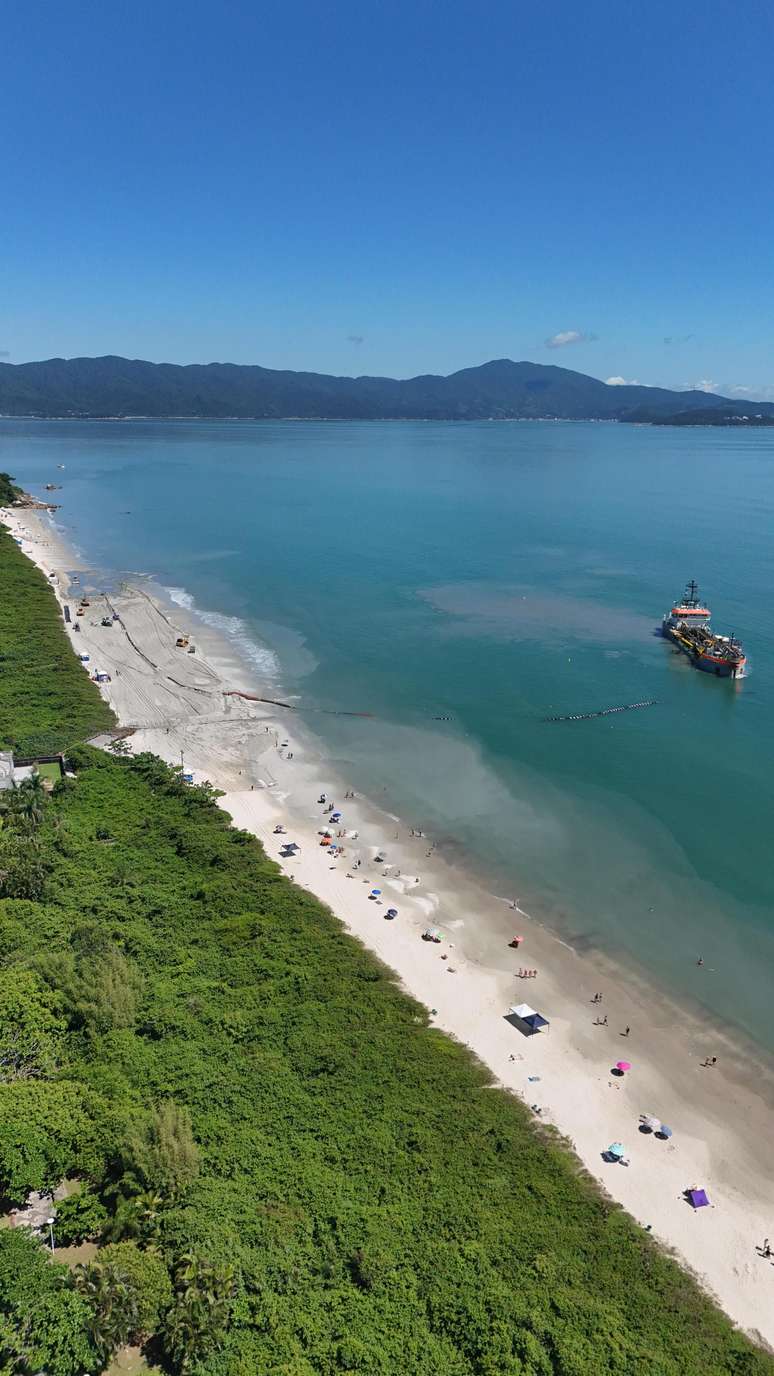 Jurerê terá o maior alargamento de praia de Florianópolis