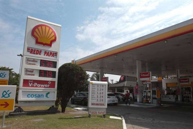 Preço da gasolina sobe a partir de quinta-feira com aumento de imposto