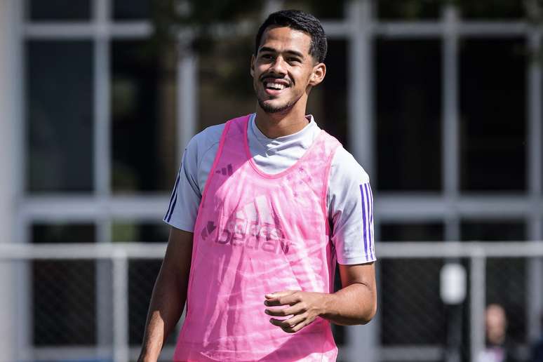 Cruzeiro surpreende com empréstimo do zagueiro Lucas Oliveira para o Real Valladolid