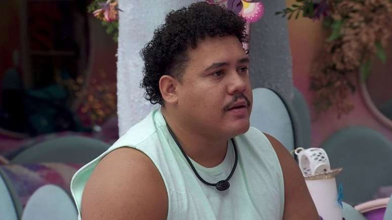 BBB24: Lucas Henrique veio do Complexo da Mar&eacute; e promove educa&ccedil;&atilde;o inclusiva; conhe&ccedil;a o participante