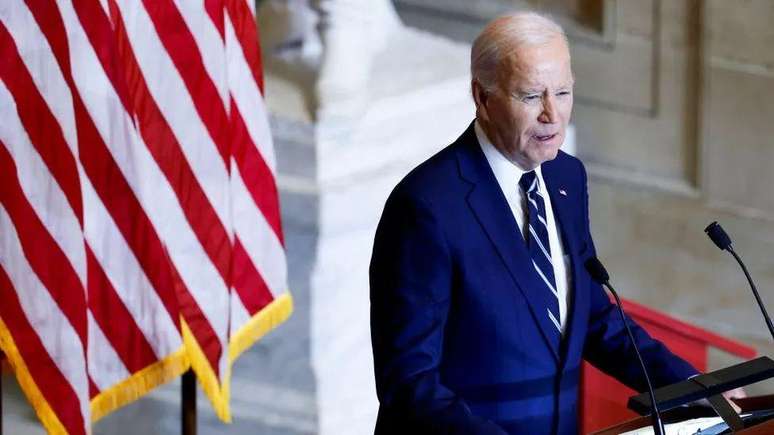 O presidente Biden disse que a viol&ecirc;ncia na Cisjord&acirc;nia ocupada representa uma &ldquo;s&eacute;ria amea&ccedil;a &agrave; paz, seguran&ccedil;a e estabilidade&rdquo;