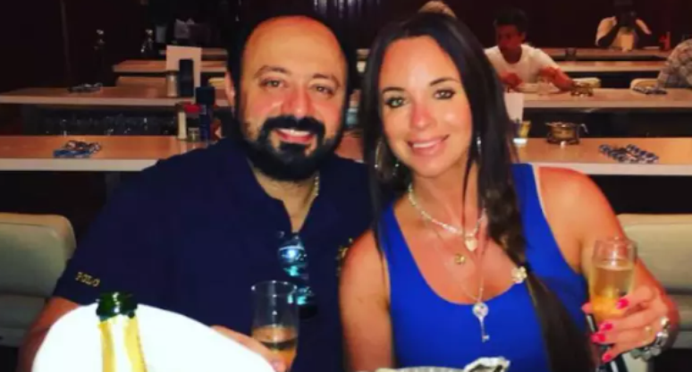 Ele foi preso junto com a sua esposa, Julieta Nardi, que tamb&eacute;m era fugitiva da Justi&ccedil;a. Pris&atilde;o foi feita pela Interpol