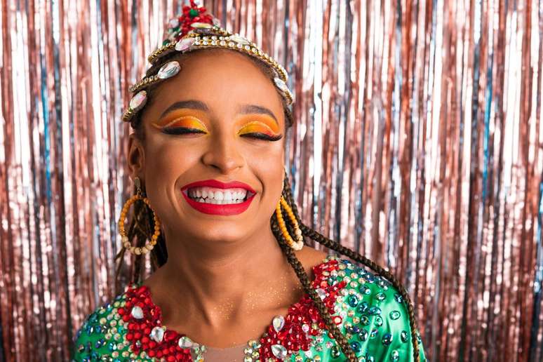 Makeup: how not to ruin your skin in this and other Carnivals