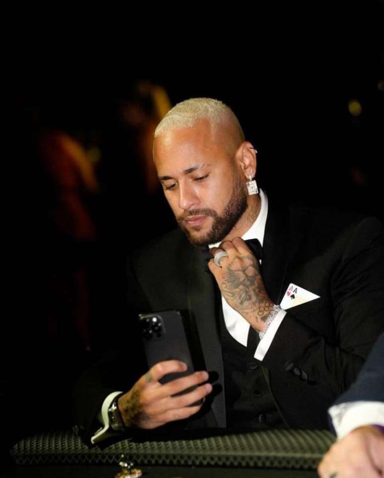 Neymar vence torneio de p&ocirc;quer realizado em celebra&ccedil;&atilde;o ao seu anivers&aacute;rio de 32 anos.