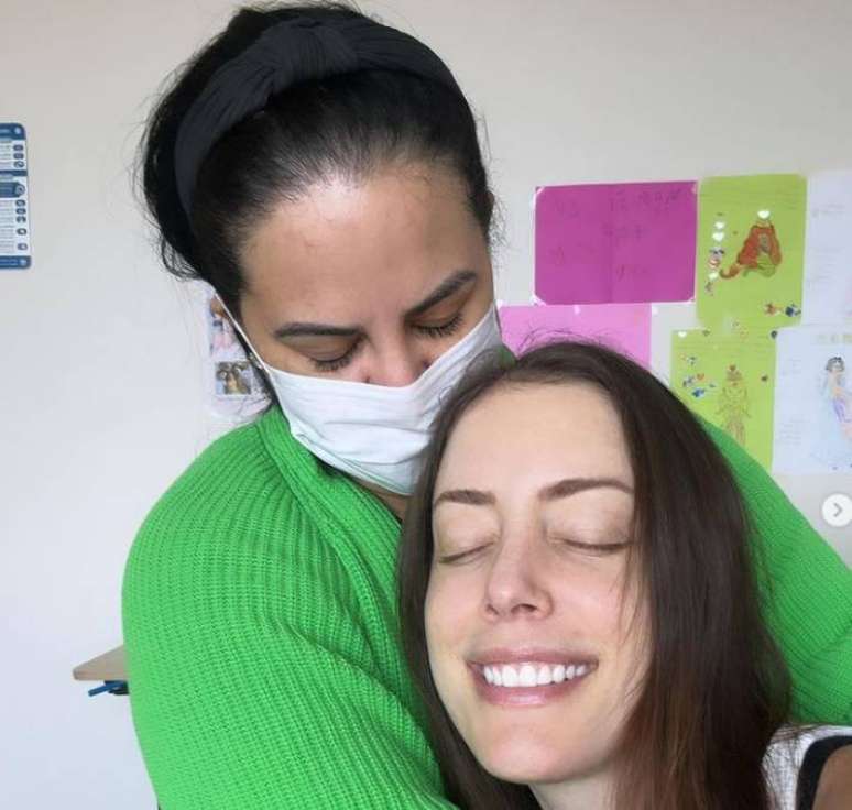 Fabiana Justus pays tribute to her nurse friend: ‘Together with me to face anything’