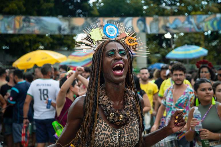 Bloco Abalô-caxi é referência para comunidade LGBTQIA+ mineira 