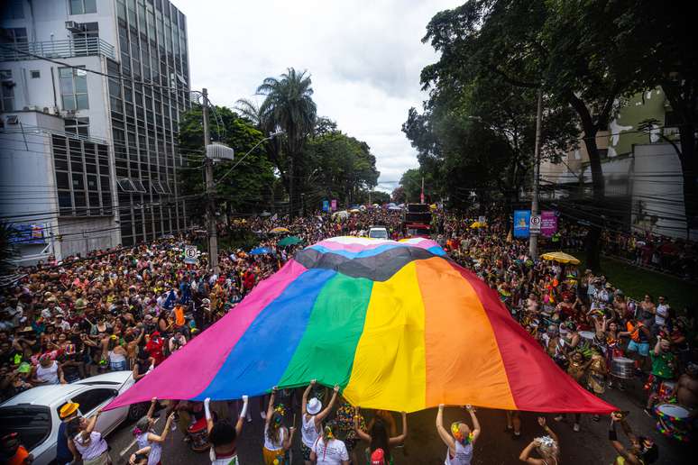 Bloco Abalô-caxi é referência para comunidade LGBTQIA+ mineira 