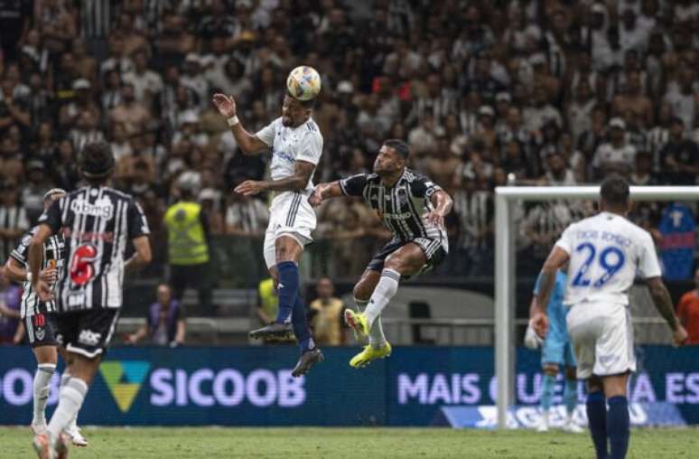 Freguesia? Cruzeiro vence o Galo e cala a Arena MRV de novo