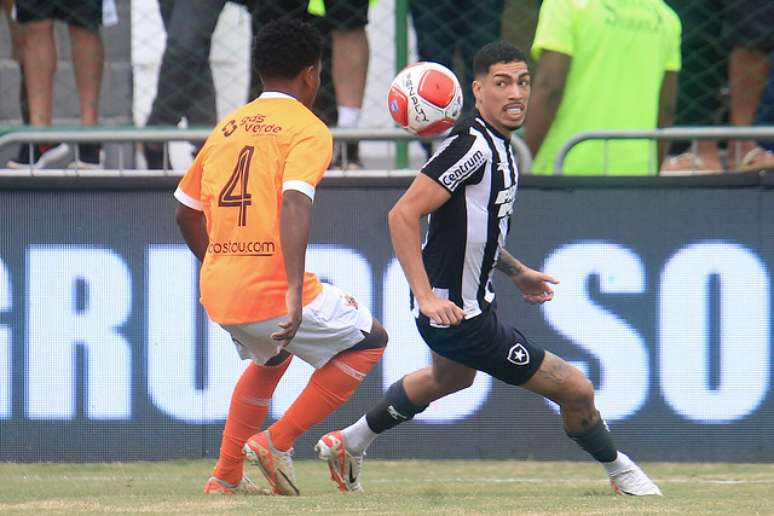 Hugo em Botafogo x Nova Iguaçu 