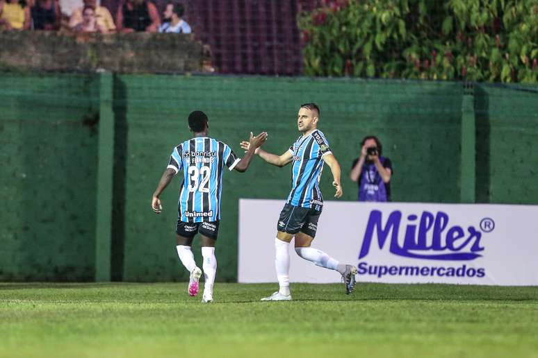 Grêmio vence o Avenida e chega a quarta vitória consecutiva no Gauchão - 
