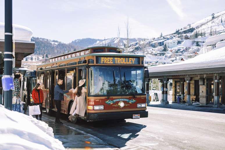 Passe livre: o trolley circula pela região da Main Street