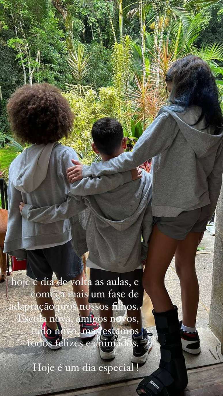 Aline Wirley shows her children getting ready for the first day of school Aline Wirley shows her children getting ready for the first day of school