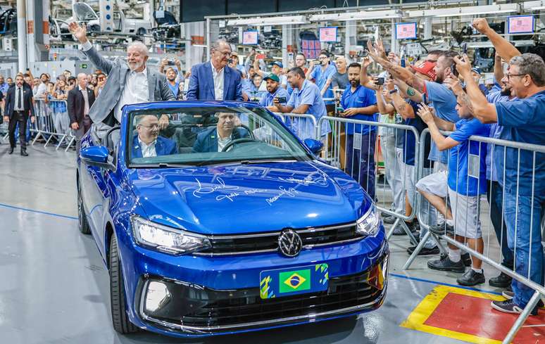 Lula e Alckmin na Volkswagen: investimento de R$ 16 bilhões de 2022 a 2028