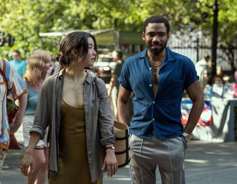 Maya Erskine e Donald Glover fazem os protagonistas de Sr. & Sra. Smith (Image,: Divulgação/Amazon Prime Video)