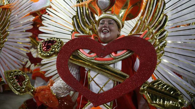 Amor de Carnaval: 5 simpatias para atrair um novo par na folia!