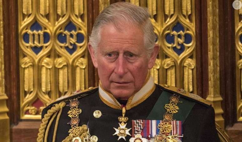 King Charles III off the throne in 2024?  A bizarre coincidence about the monarch’s cancer and Nostradamus’ prophecy shakes the web