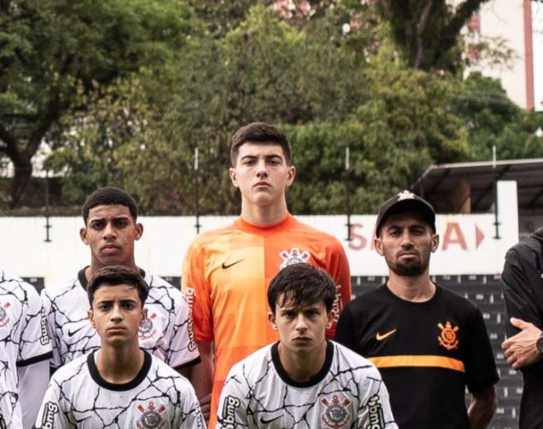 Arthur Borghi avalia primeiro torneio da temporada com o sub-17 do Corinthians. 