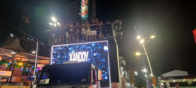 Trio de Xanddy na segunda-feira de pré-carnaval em Salvador