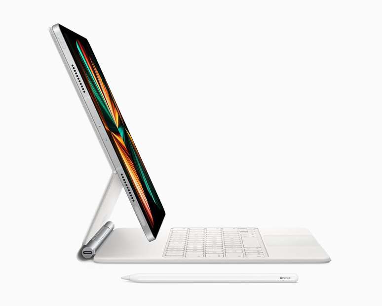 iPad Pro redesenhado trará ainda nova Apple Pencil 3 e novo teclado Magic Keyboard (Imagem: Reprodução/Apple)