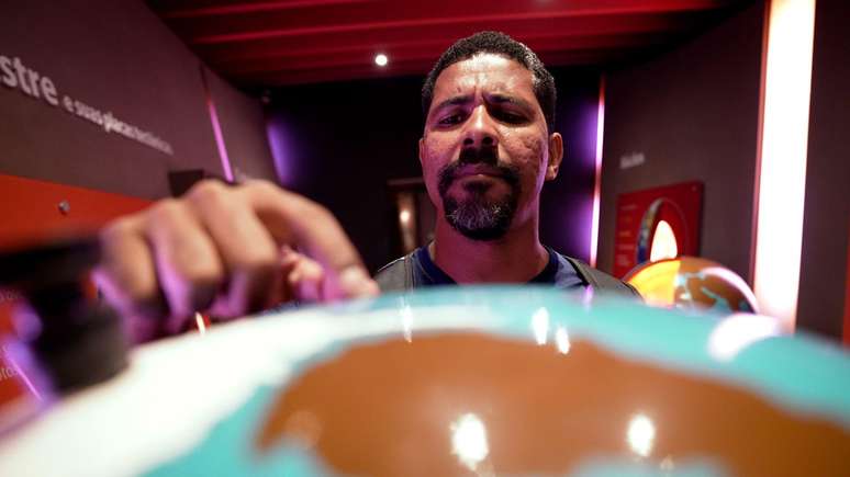 Movimento negacionista, terraplanismo ganhou for&ccedil;a nos &uacute;ltimos anos principalmente por meio das redes sociais e de plataformas de v&iacute;deos