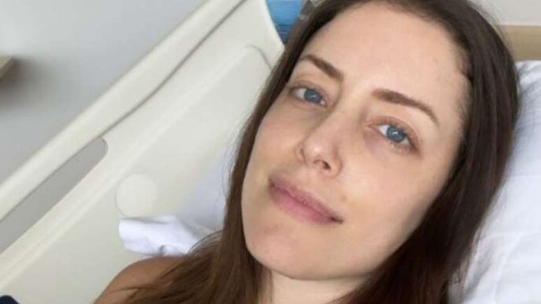 Fabiana Justus shaves her hair during leukemia treatment: “The day has come”