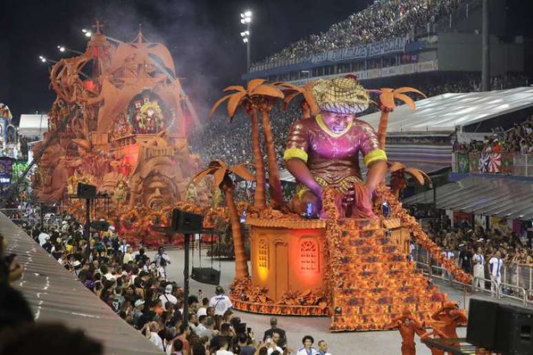 O Acad&ecirc;micos do Tatuap&eacute; prestou tributo a Mata de S&atilde;o Jo&atilde;o, um munic&iacute;pio da Bahia, em seu desfile. A escola fez alus&atilde;o a obras em barro, tradicionais no local.