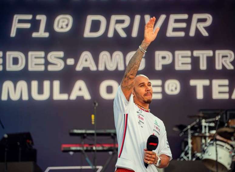 Lewis Hamilton is not going through a good phase at Mercedes and has decided to change teams for 2025.