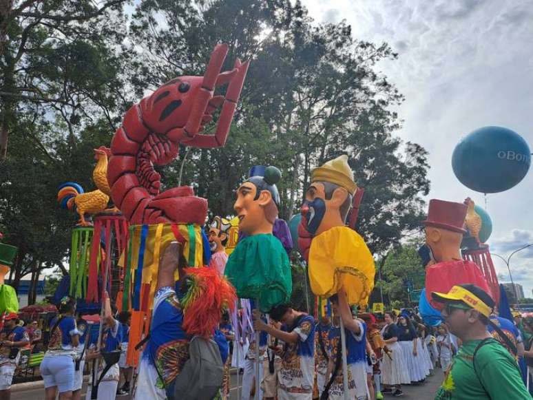 Bloco Galo da Madrugada traz frevo e homenagem a Reginaldo Rossi no Parque do Ibirapuera na manhã desta terça-feira, 13.