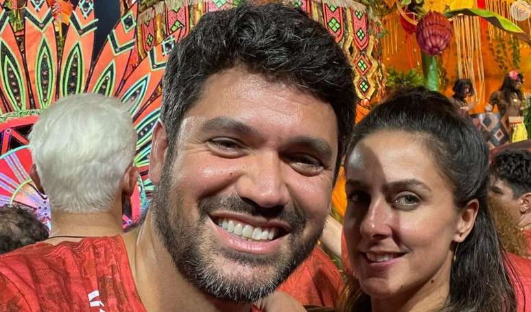 Before dating Marcelo Courrege, Carol Barcellos was his maid of honor!  Understanding the controversy involving Globo journalists