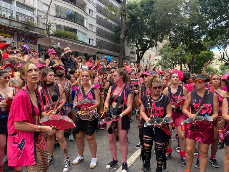 Bateria do Bloco Pagu é compostas apenas por mulheres