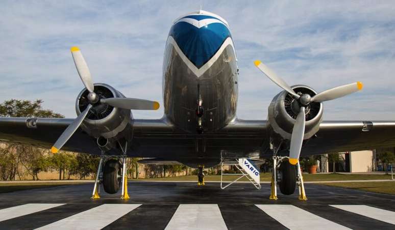 Varig’s historic DC-3 is restored and opens its doors to visitors in Porto Alegre