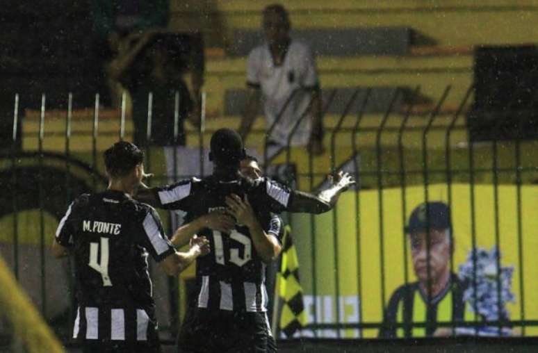 Botafogo Vence Volta Redonda, Fora De Casa, E Sobe Na Tabela Do Carioca