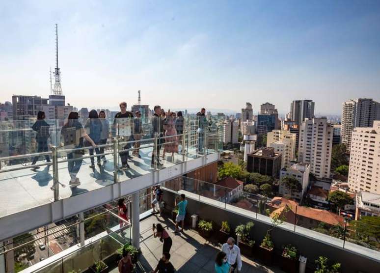 É preciso agendar com antecedência a subida no mirante do Sesc Avenida Paulista