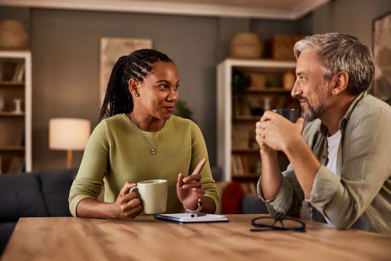 O consumo do café ajuda a reduzir o sono quando tomado no horário correto