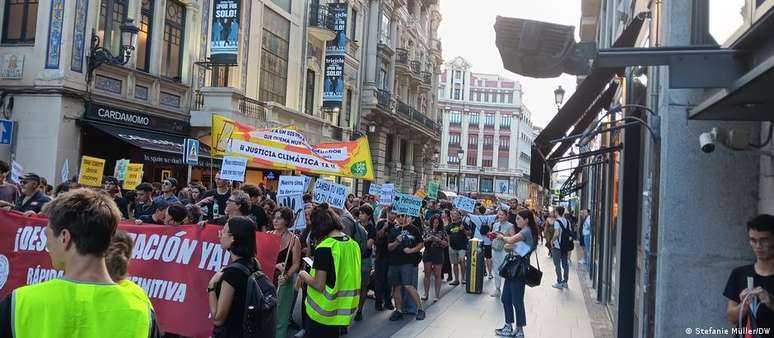 Los madrileños protestan contra el turismo de masas