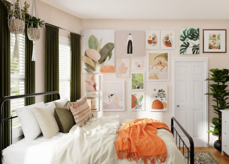 33. Cores para quartos: plantinhas para um toque de frescor + quadros + tons verdes e laranjas – Foto: Unsplash